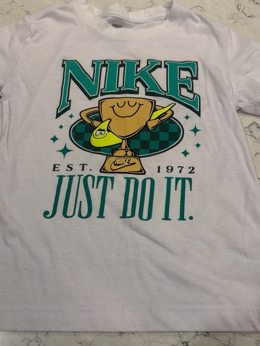 Nike Men’s White Short-Sleeve Graphic Tee with Teal & Yellow Trophy